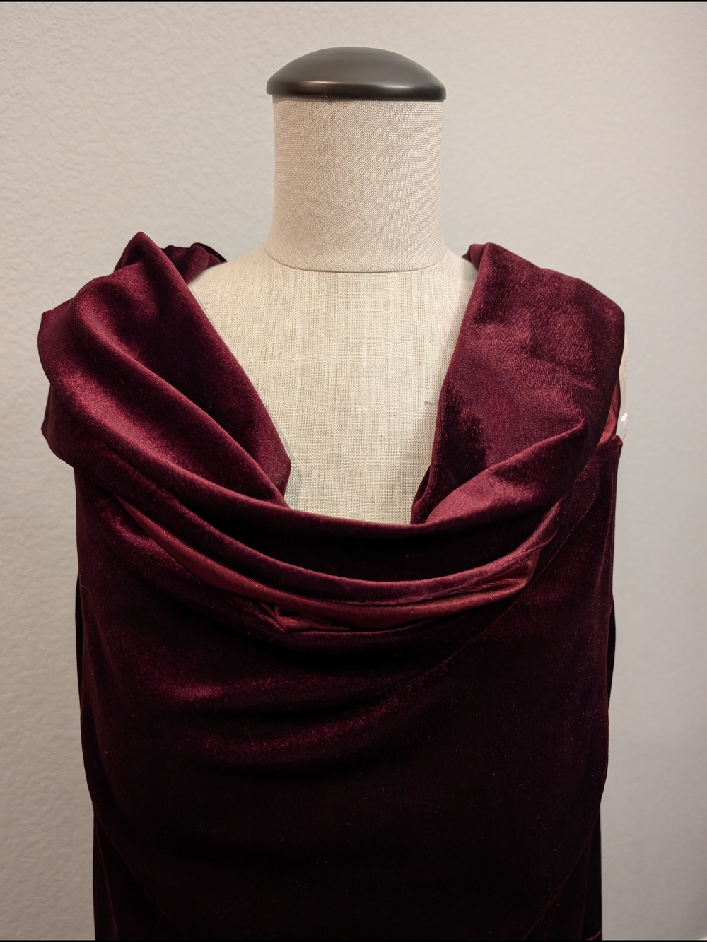 NWT Sz 20 JJ's House Velvet Evening Gown in Deep Wine - Picture 3 of 8